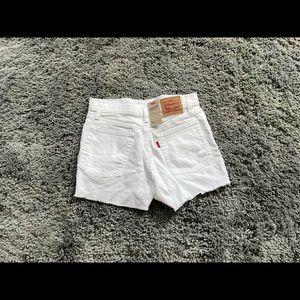 White Levi’s High-Rise Shorts